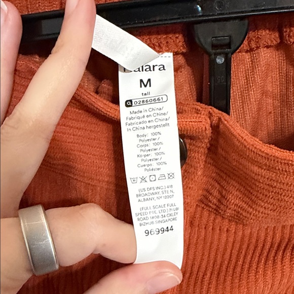 Medium Tall Mid Rise AuraCord Cloud Corduroy Halara Pants in Baked Clay - Picture 4 of 4